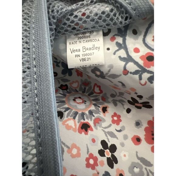 Vera Bradley Lighten Up Wipes Wipe Pouch Zen Gray Blue NWT - Picture 8 of 9